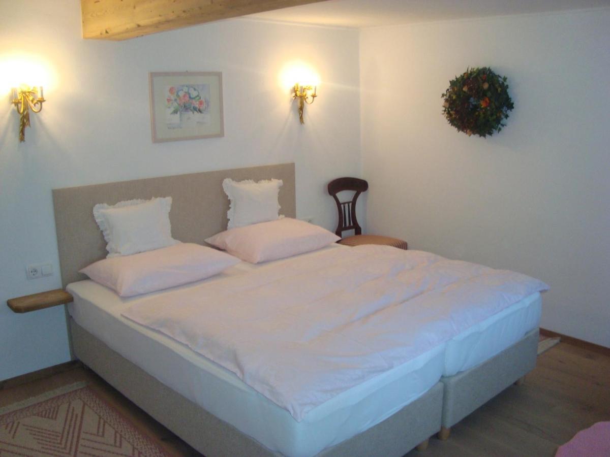 Ferienwohnung Weberhaus - Adults Only Kitzbühel Zimmer foto
